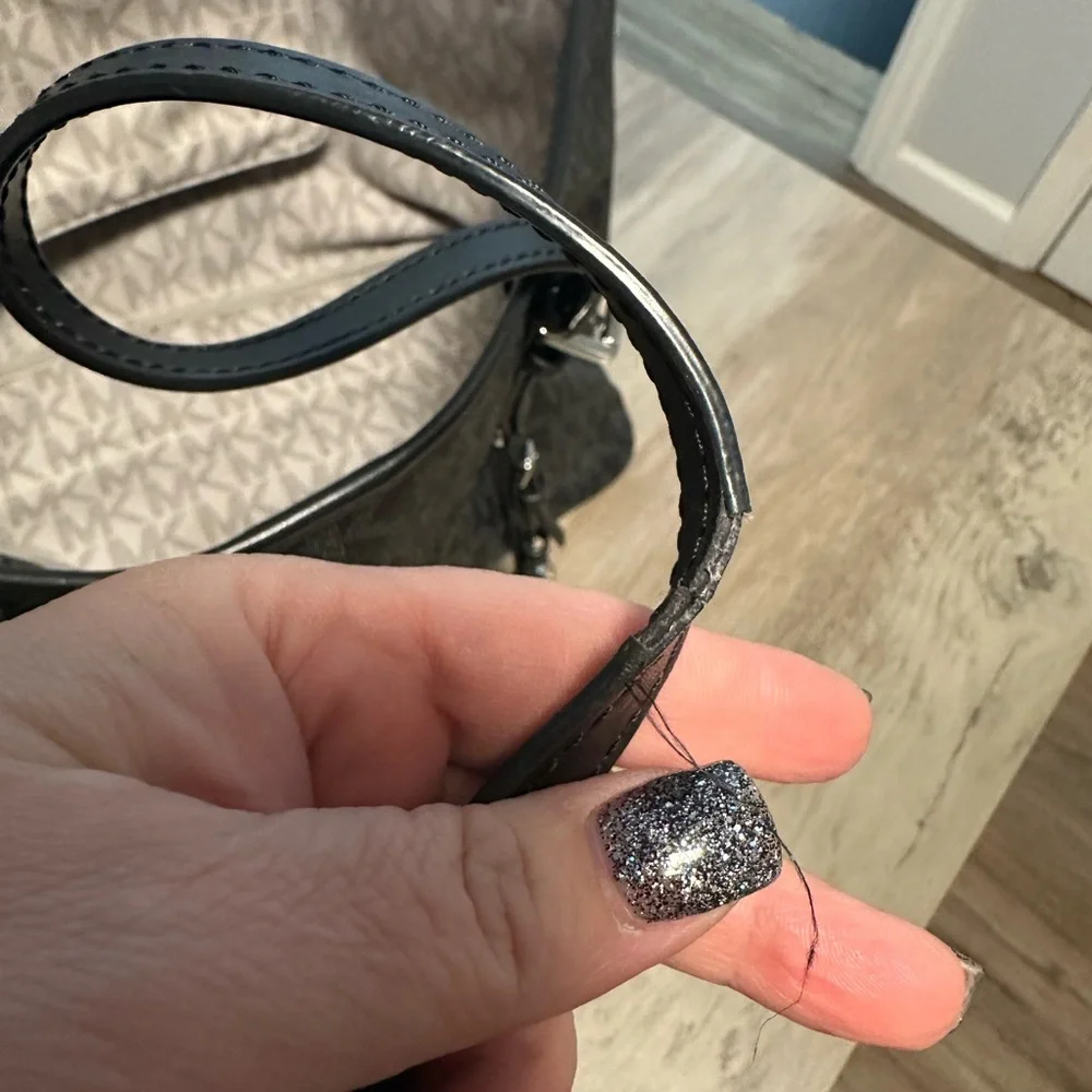 Michael Kors Black Signature Tote - Picture 5 of 9